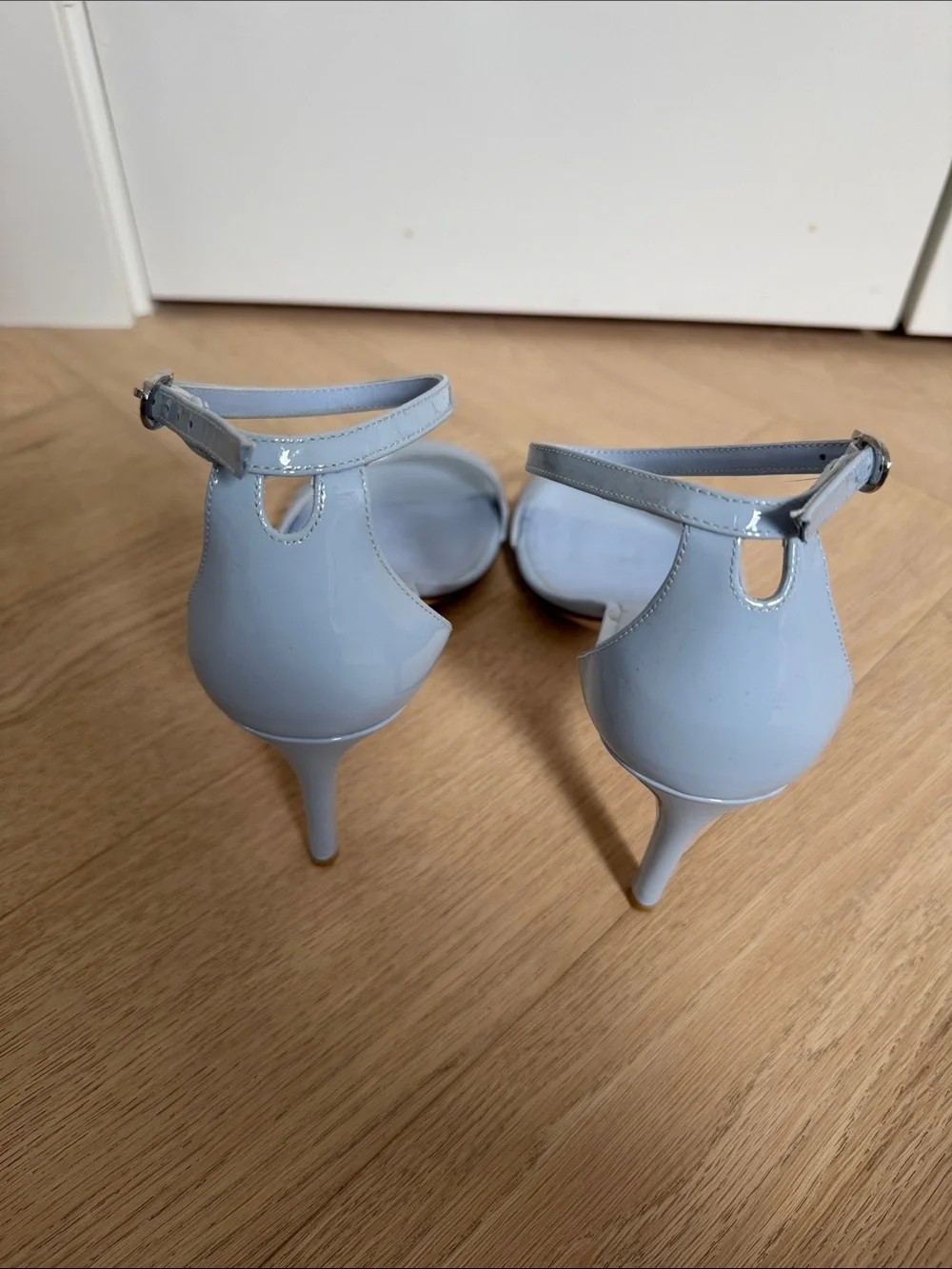 Stuart Weitzman Light Blue Ankle-Strap Patent Sandals - Picture 3 of 4